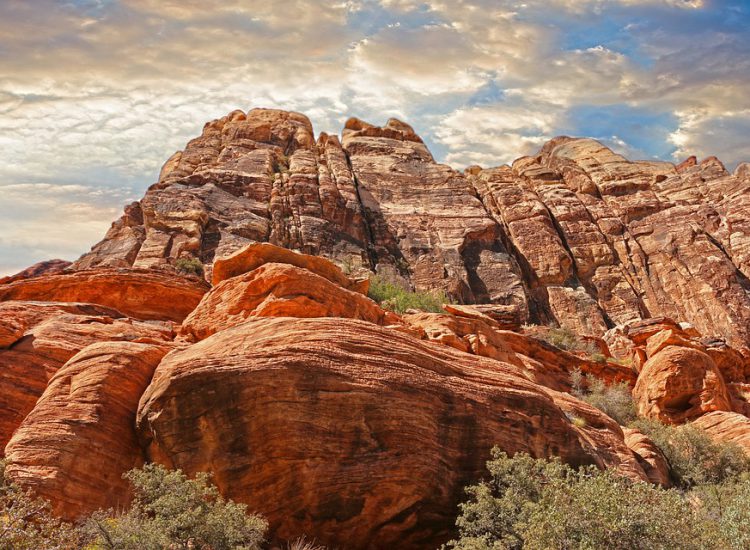 Doggin’ Toadstool Geologic Park: Hike With Your Dog In Nebraska’s Badlands