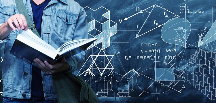 Mathematics and Physics Think Tanks - What is the Best Size of the Group?